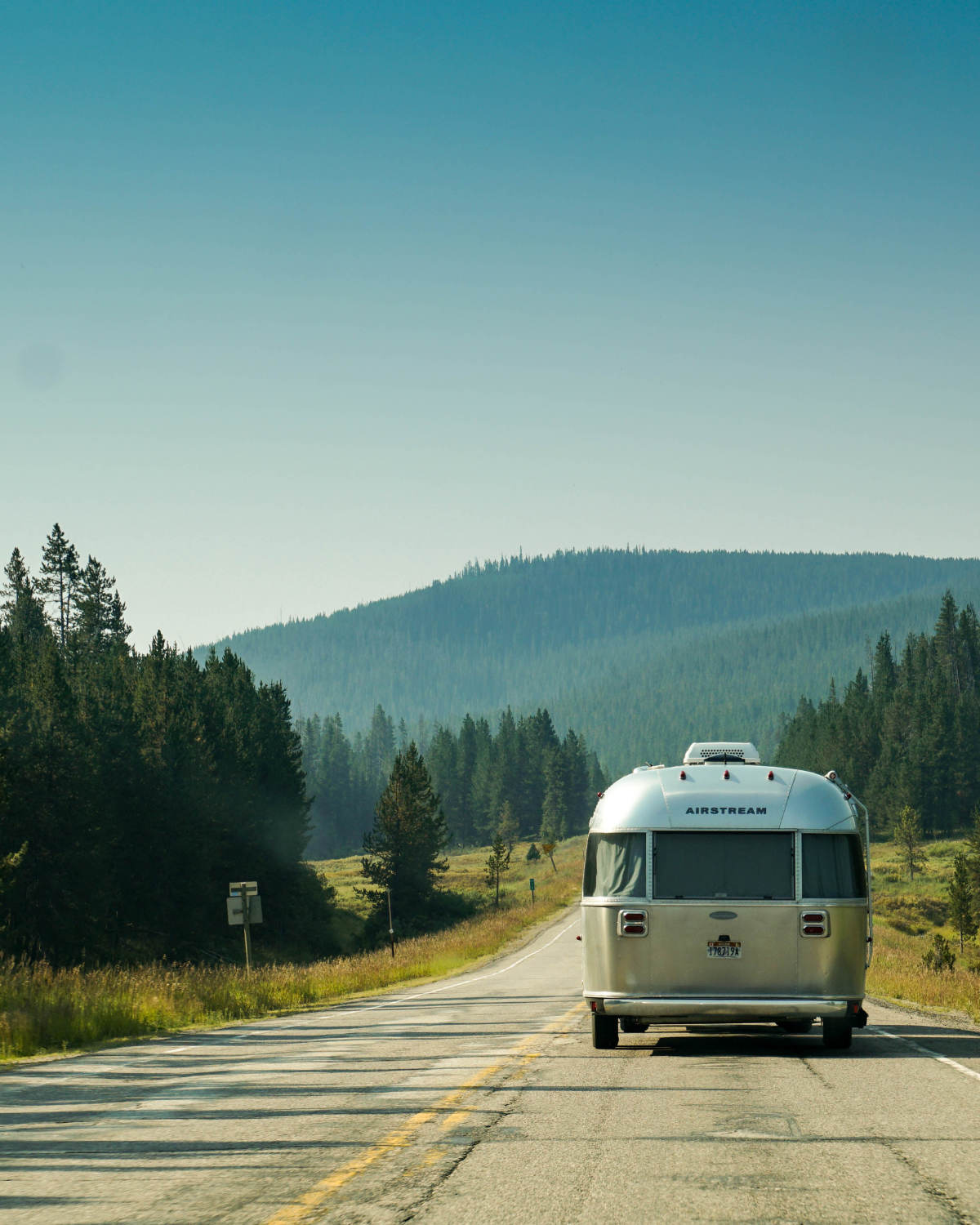airstream trade wind driving through the mountains